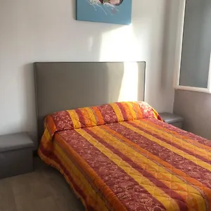 Chez Grand Mere Bed & Breakfast Le Perthus