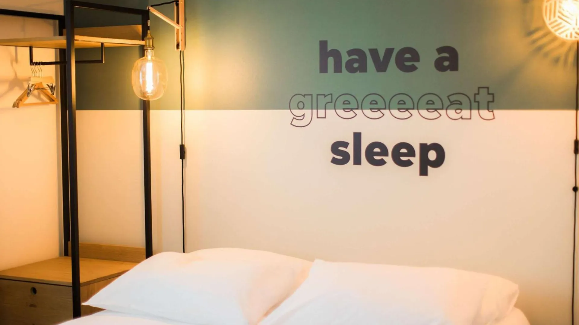 Greet Hotel Brest Aeroport Guipavas